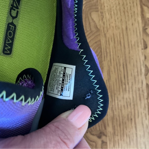 Under Armour Micro G kicks - Picture 6 of 8